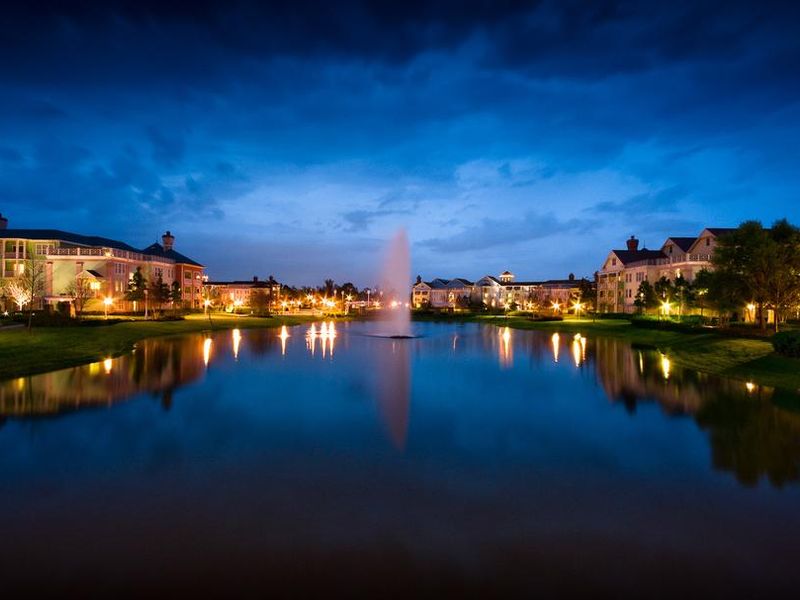 Disney Saratoga Springs Resort & Spa